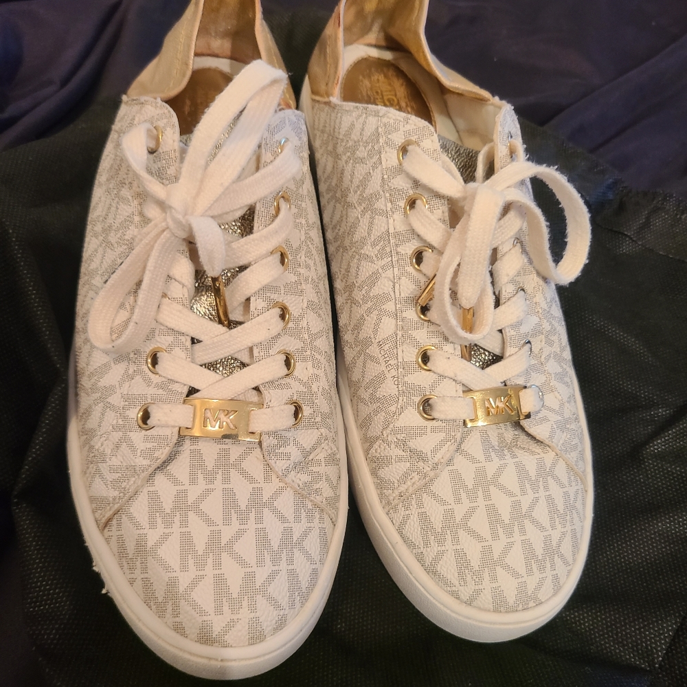 MICHAEL Michael Kors White and Gold Logo Sneakers